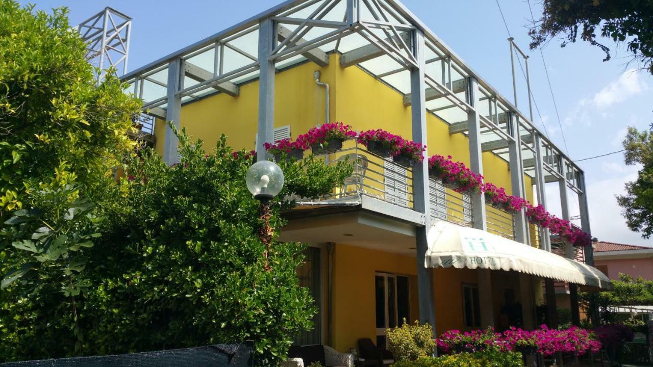 Hotel Illi
